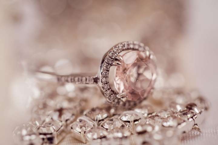 ring-petal-material-jewelry-wedding-ring-close-up-145599-pxhere.com
