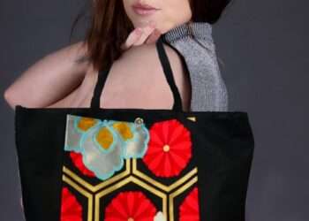 Rapyuta Sumie Reintroduces the Kimono as an Everyday Accessory