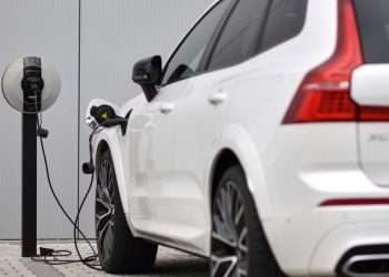 Electric vehicle drivers could struggle to get cars repaired as thousands more mechanics need training up