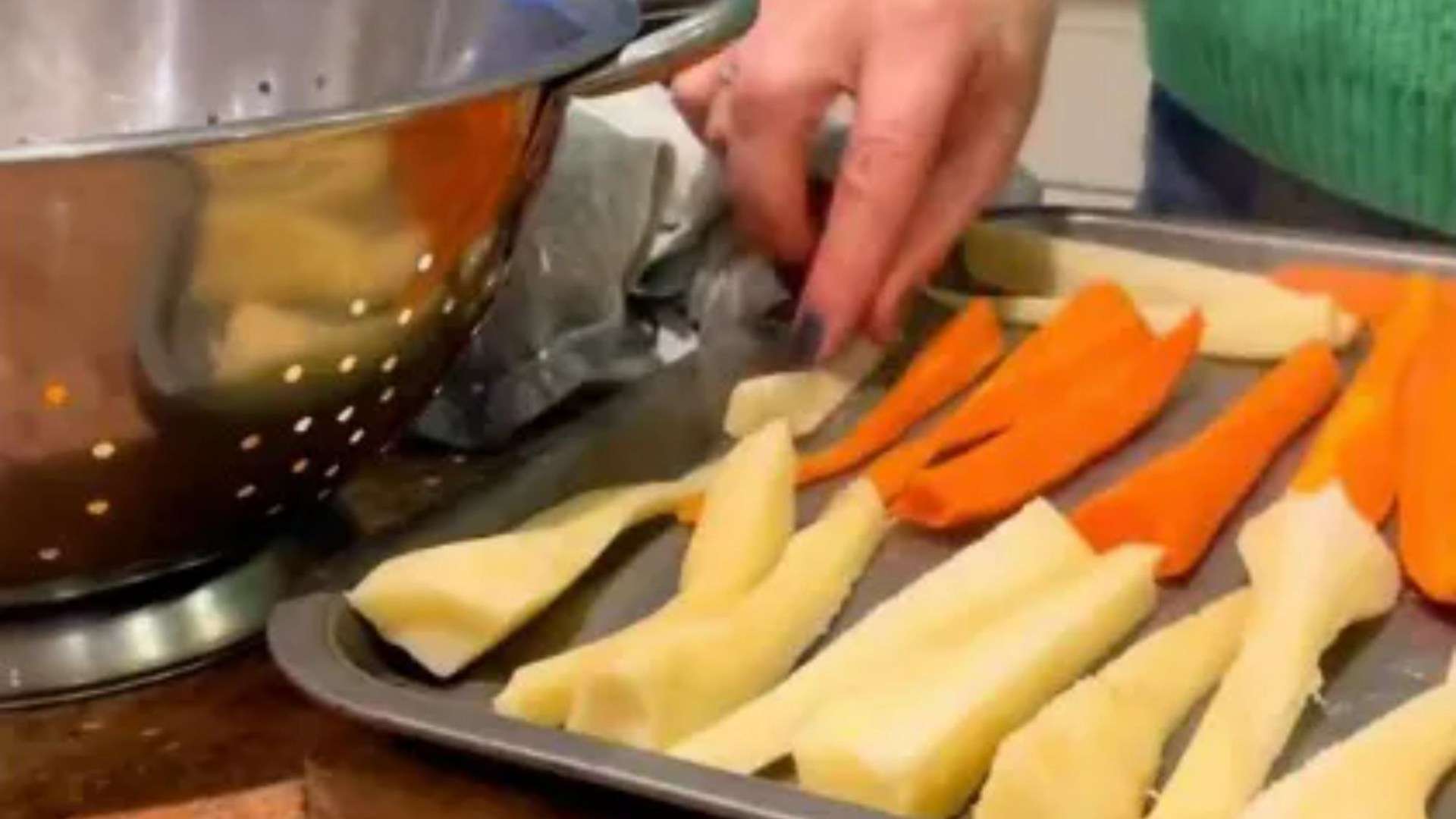 I’ve cooked most of my Christmas dinner – trolls say it’ll taste ‘weird & slushy’ but I’ll have more time for Champagne