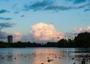 Hyde Park London: A brief history and where to live nearby