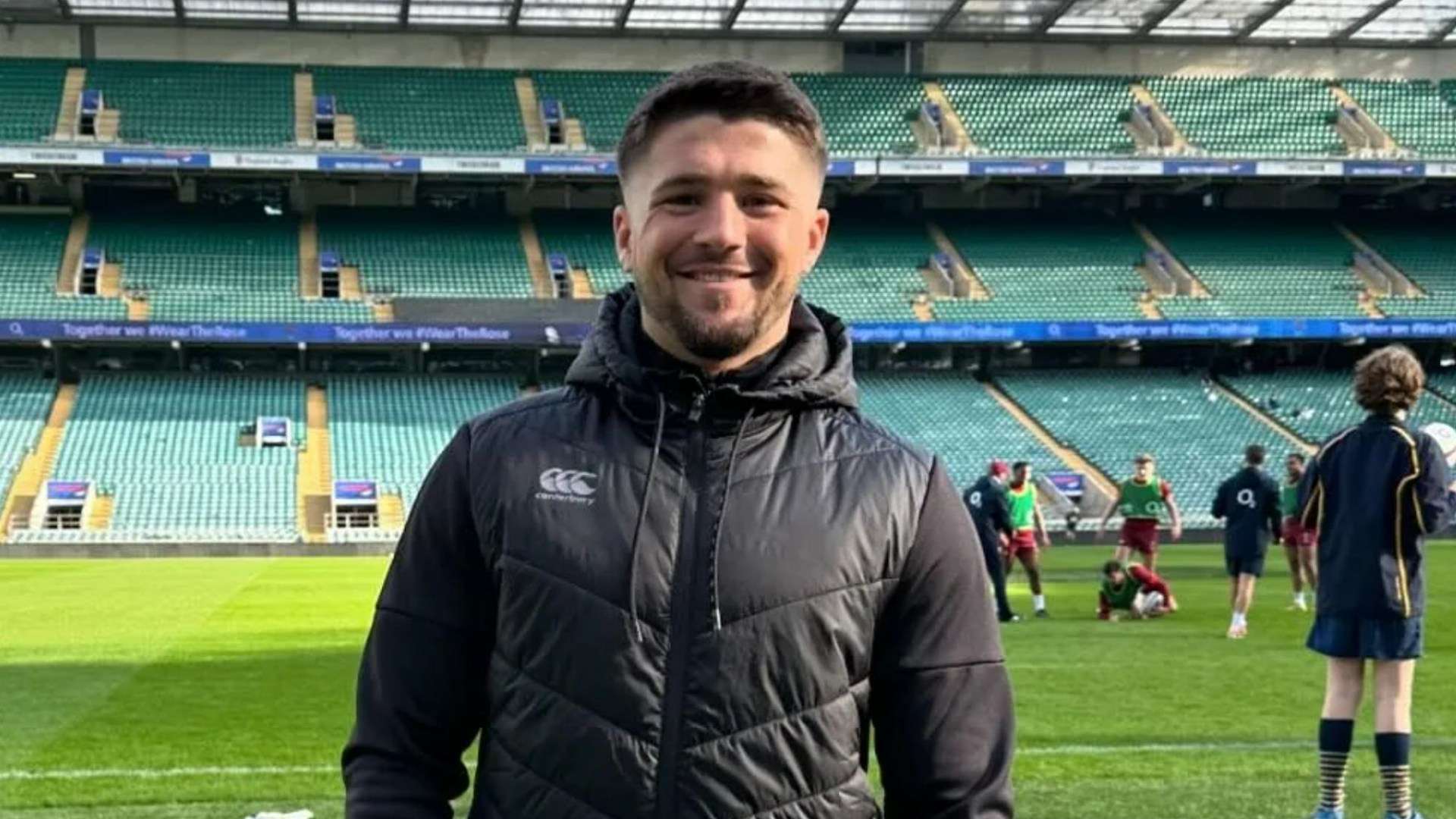 I’m a sportsman playing in lowly amateur league but I make more money than professionals – they’re jealous of my success