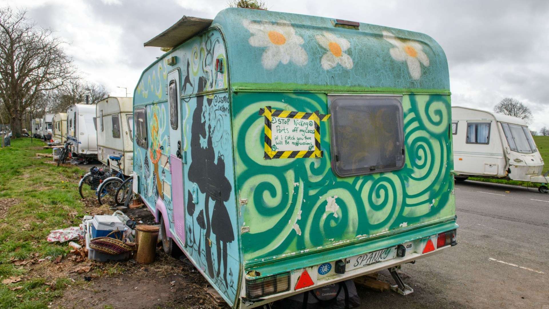 We live in ‘Caravan City’…locals moan about rubbish piles & our beds are like coffins but it’s too pricey to rent a flat