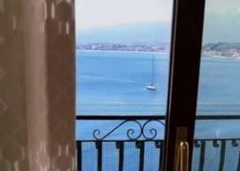 I paid a fortune for hotel with breathtaking views — but I’ve never felt so lied to