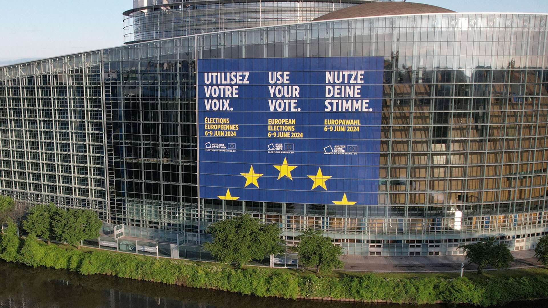 How much more must EU come apart at seams before tragically nostalgic Remainers finally stop pining for it?