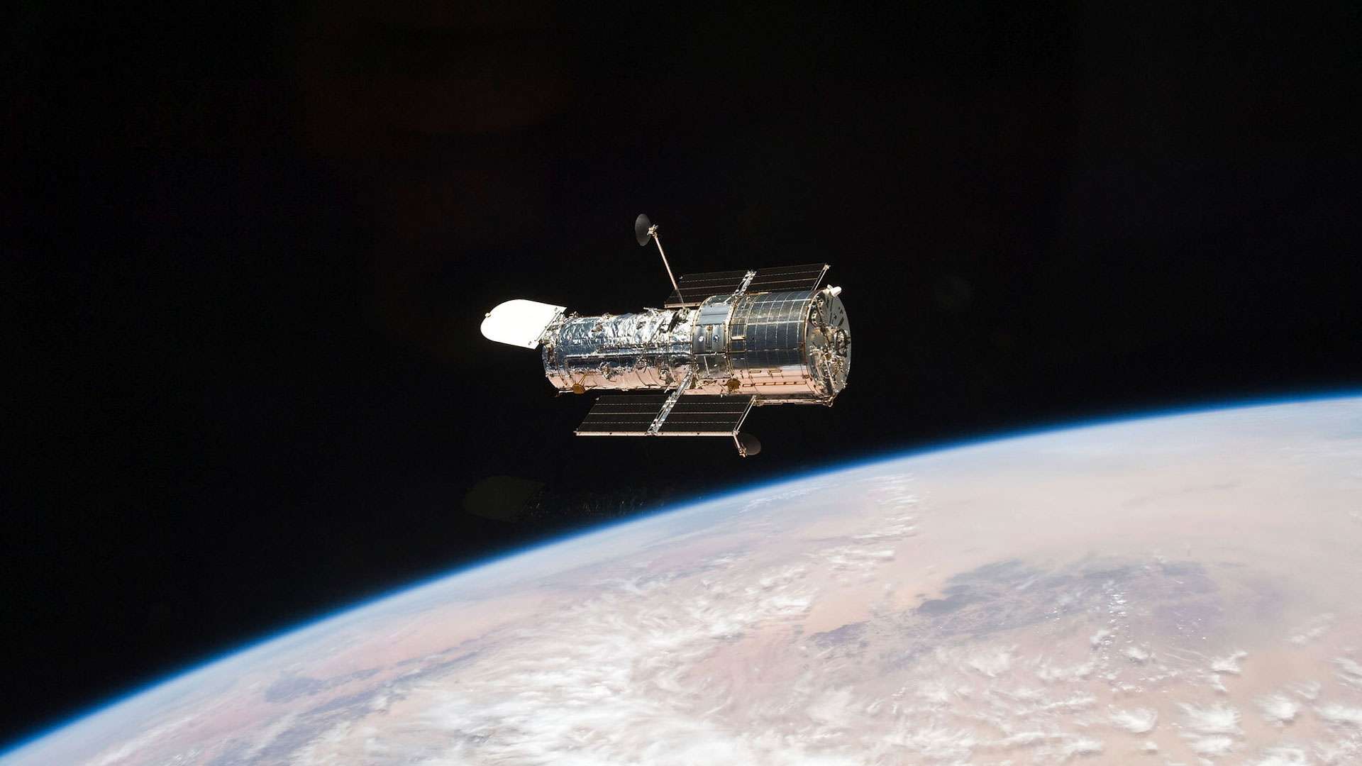 Nasa reveals Hubble ‘slipped into hibernation’ and has been offline for a week