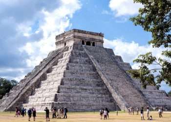Twin boys were ritually sacrificed together at the notorious Mayan temple, scientists discovered
