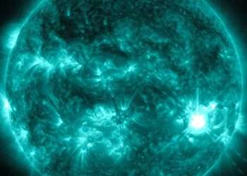 Radio and plane comms face BLACKOUTS as powerful solar flares blast from the sun, experts warn