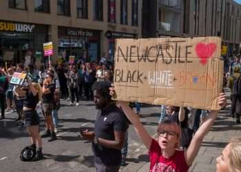 Cops arrest 14 far-right yobs including man with hammer in Newcastle as anti-racists & police countered thugs across UK