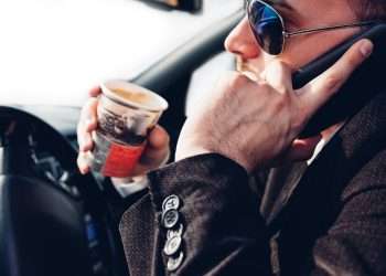 How to stay focused while driving a car