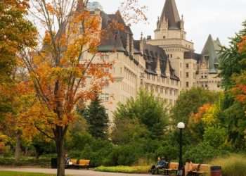 I’m terrified of ghosts and stayed in one of the most haunted hotels in Ottawa