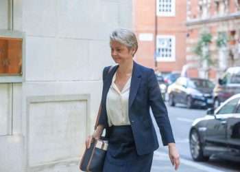 Cooper condemns ‘appalling’ Kemi Badenoch post shared by Labour MP