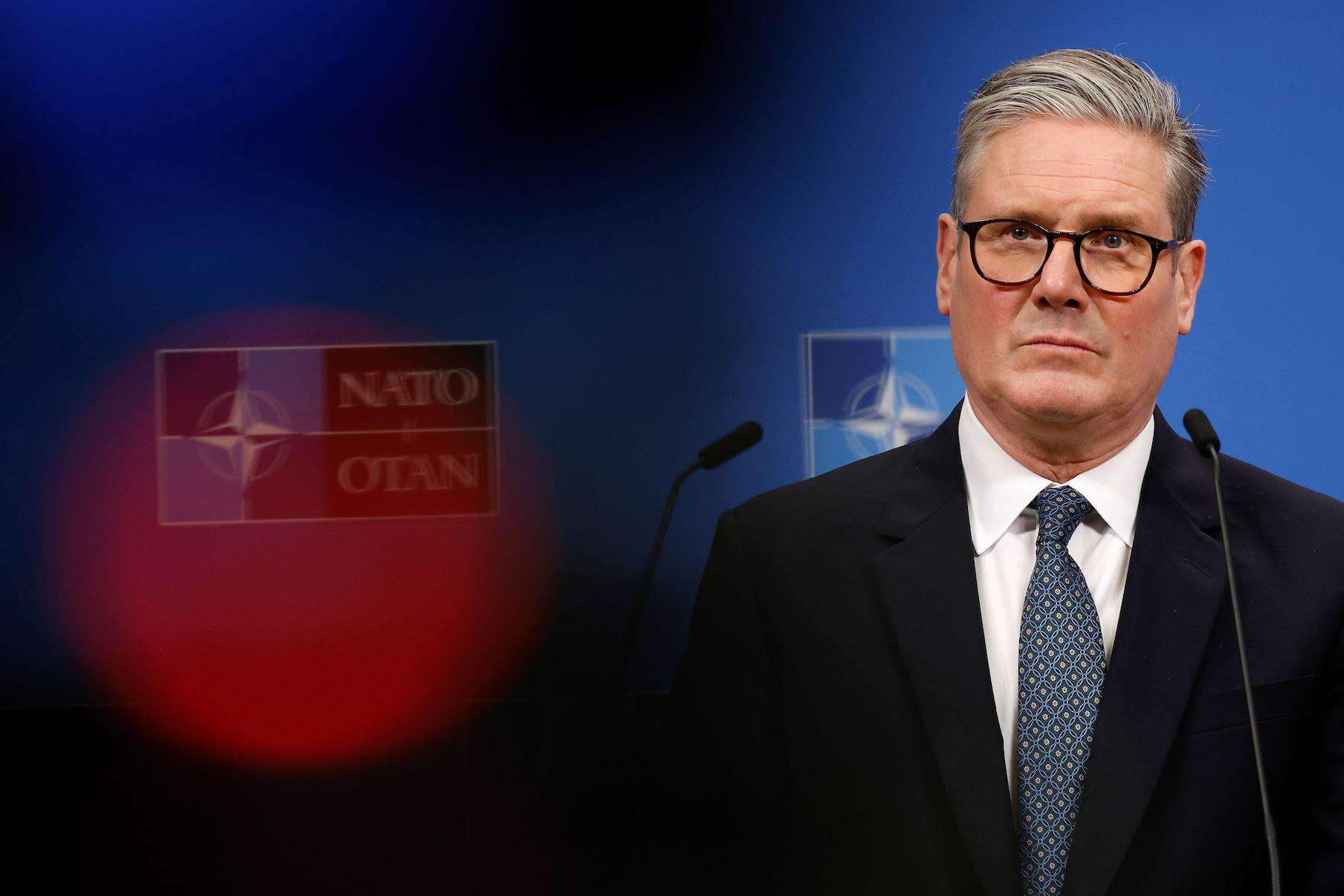 Keir Starmer’s ‘Brexit reset’ comes with traps for Badenoch and Farage