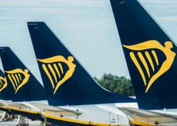 Ryanair confirms delay to boarding pass change after passengers threatened to boycott