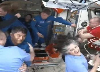 Sunita joyfully woke up to see her colleagues, a video of celebration came from space