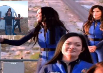 6 women, including singer Katy Perry and Jeff Bezos fiancé Lauren, traveled for the first time