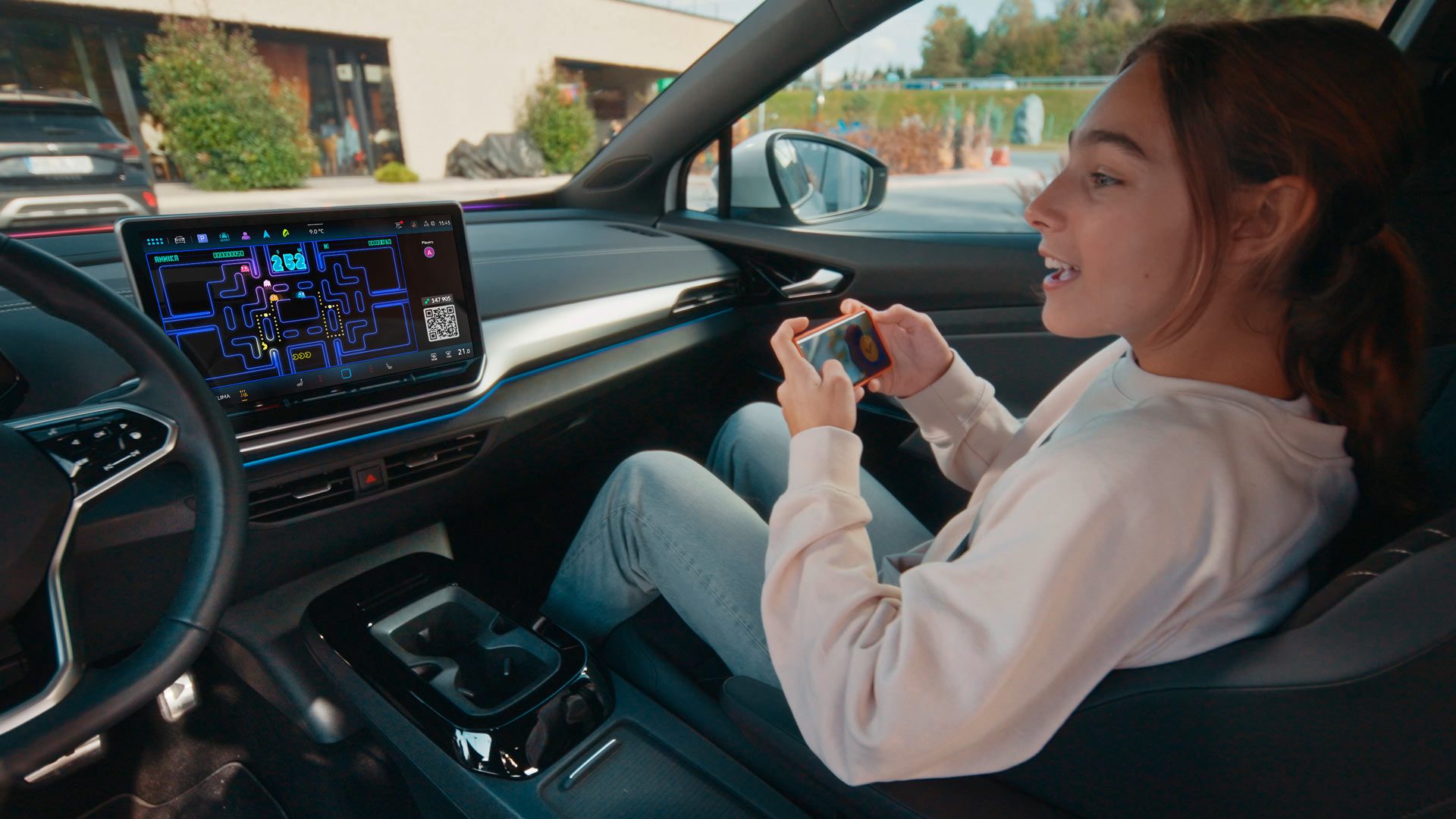 You can now play Pac-man in your Volkswagen