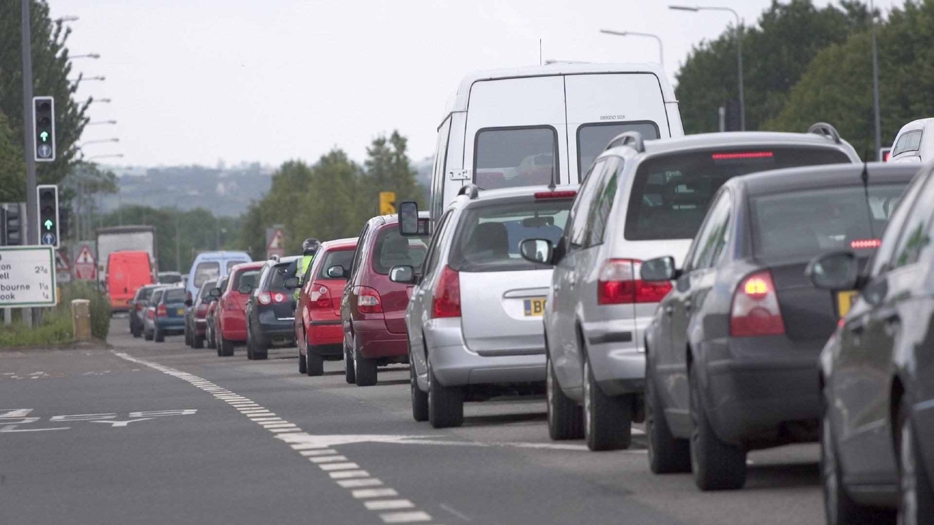 Merging in turn or jumping the queue? A motorist's guide