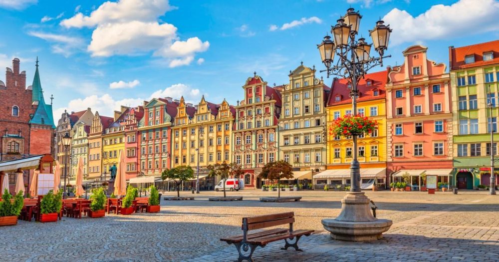 The ‘Venice of Eastern Europe’ is a ‘youthful’ city with £29 flights — and 800 gnomes