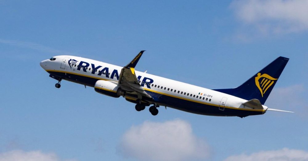 Ryanair calls for ‘urgent’ reform as French air strikes stretch to four days