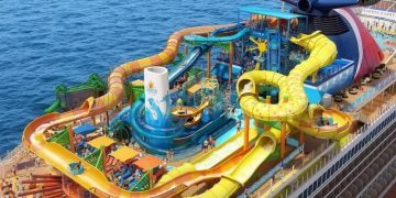 Gigantic £777,577,500 cruise ship with record-breaking water park to launch from UK