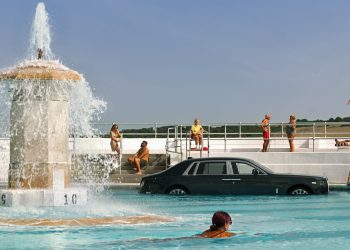 Rock and Rolls: £ 500k Phantom Takes a Plunge in Swimming Pool