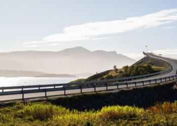 This ‘incredible’ road will leave you both amazed and terrified