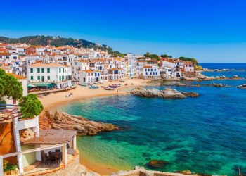 The exact dates you need to book off in 2026 to get 56 days of holiday