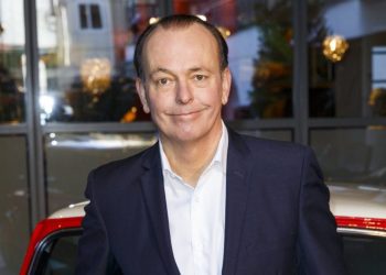 Former Top Gear presenter Quentin Wilson dies aged 68 after battle with cancer