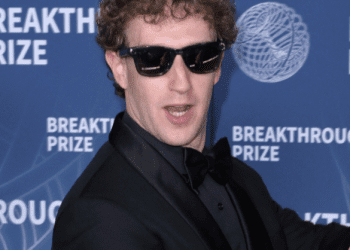 News publishers file criminal complaint against Mark Zuckerberg over scam ads