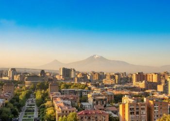 ‘Up and coming’ European capital is about to get its first-ever UK flight