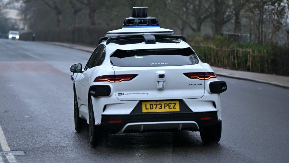 Driverless taxis on England's roads in weeks
