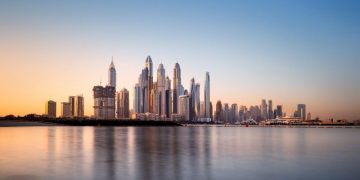 Is it safe to travel to Dubai right now? Emirates cancels all flights amid Iran strikes