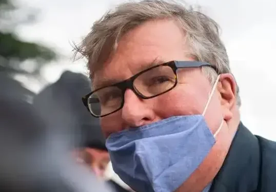 Banker Crispin Odey drops £79m Financial Times libel case